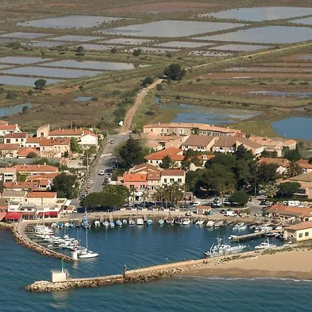 T4 T5 Vue Mer Les Pieds Dans L Eau Avec Clim Et Wifi Fibre Avec 390 Places De Parking Gratuites A Proximite *