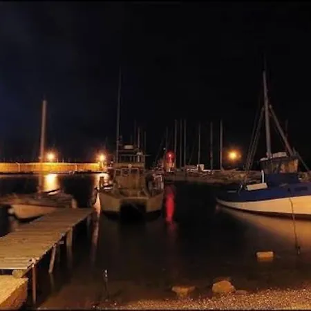 Seaside Serenity: T4/t5 With Ocean View, A/c, And Fiber Wi-fi Hyeres