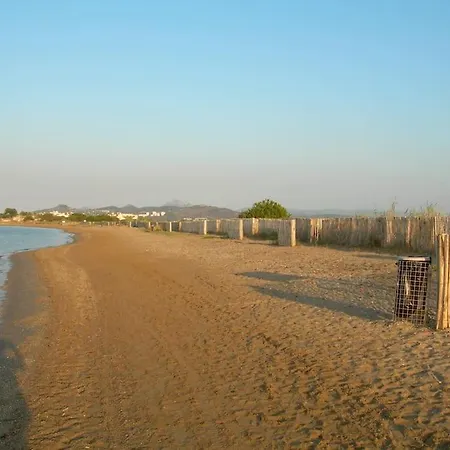 Seaside Serenity: T4/t5 With Ocean View, A/c, And Fiber Wi-fi * Hyeres