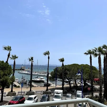 Seaside Serenity: T4/t5 With Ocean View, A/c, And Fiber Wi-fi Apartment